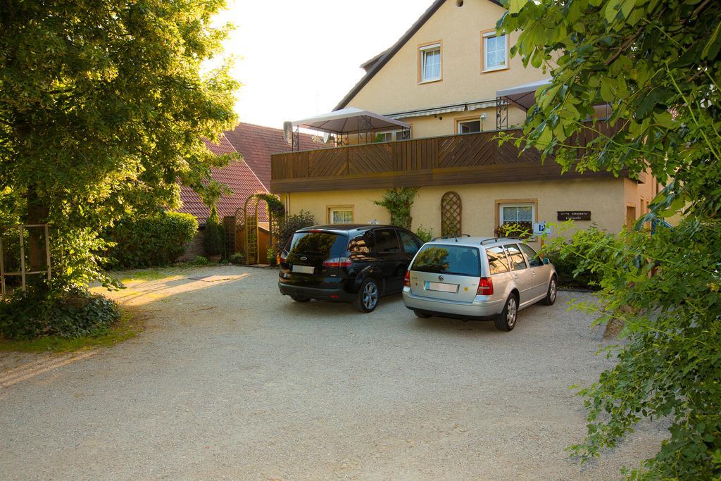 Pension Zweck Goessweinstein Exterior photo
